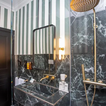 Casual Eclettico By Casual 3* Milan