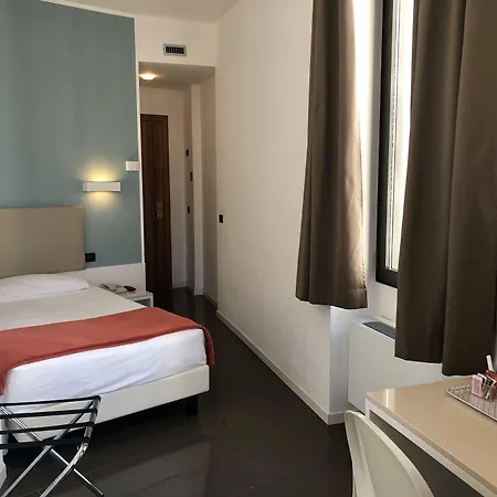 Casual Eclettico 3* Milano